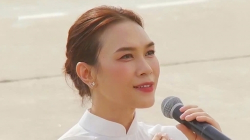 Nhiều nghệ sĩ Việt ủng hộ đồng bào bị ảnh hưởng do bão số 10