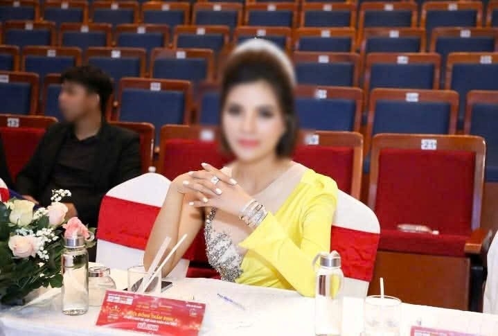 Á hậu quý bà lĩnh án 18 năm tù vì lừa đảo chiếm đoạt hàng tỷ đồng Á hậu quý bà lĩnh án 18 năm tù vì lừa đảo chiếm đoạt hàng tỷ đồng