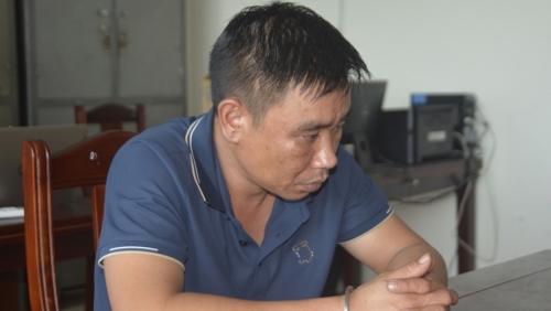 Tài xế container lợi dụng thời điểm mưa bão làm chuyện xấu