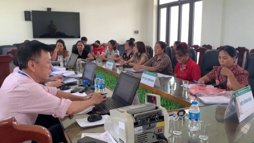 Tạo “đòn bẩy” cho hội viên phụ nữ vươn lên làm giàu