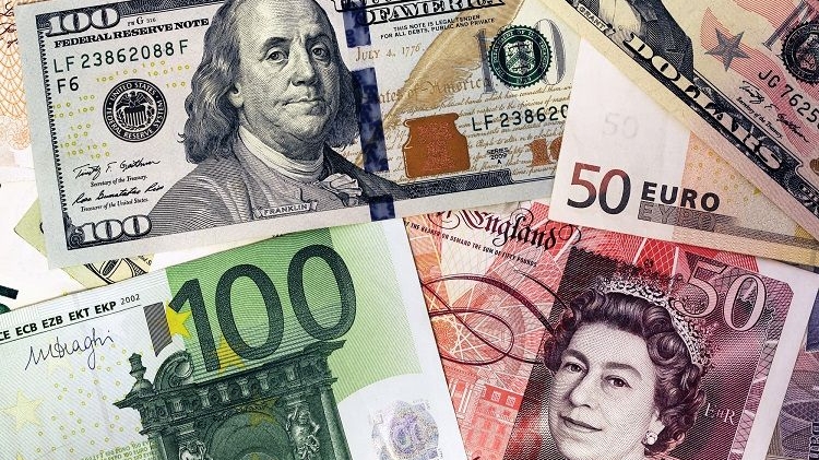 Dự trữ ngoại hối toàn cầu vượt 12.000 tỷ USD, USD mất dần vị thế độc tôn