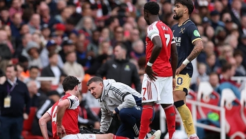 Arsenal tổn thất lớn sau chiến thắng trước West Ham