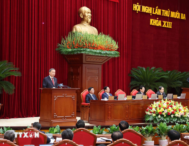 Tổng Bí thư Tô Lâm phát biểu khai mạc Hội nghị lần thứ mười ba, Ban Chấp hành Trung ương Đảng khóa XIII. (Ảnh: Thống Nhất/TTXVN)