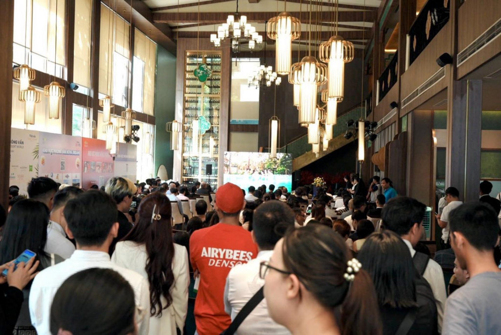 Ngày hội tuyển dụng lớn nhất năm của NovaGroup đã quay lại với nhiều hoạt động hấp dẫn Ngày hội tuyển dụng lớn nhất năm của NovaGroup đã quay lại với nhiều hoạt động hấp dẫn