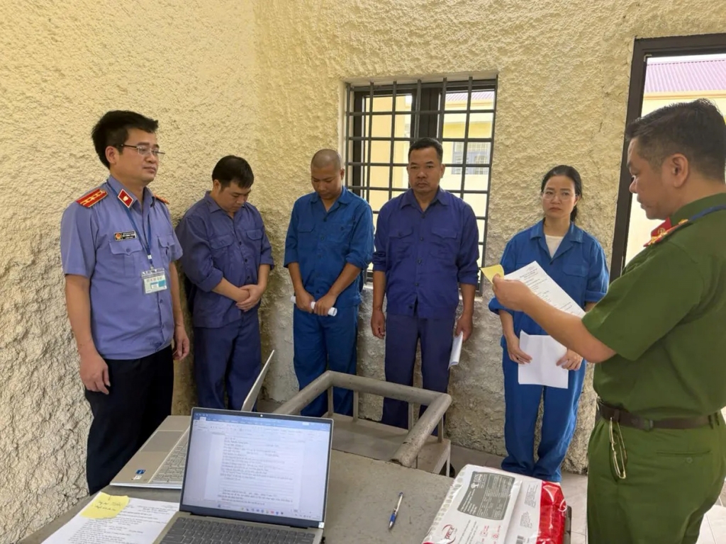 Vụ Phó giám đốc Bệnh viện Phổi Hà Nội làm giả bệnh án: Đối diện với hình phạt nào?