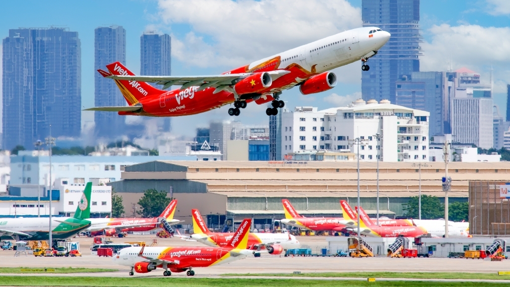 Mừng ngày đôi 10/10, Vietjet tặng triệu vé giảm nửa giá cho tín đồ du lịch