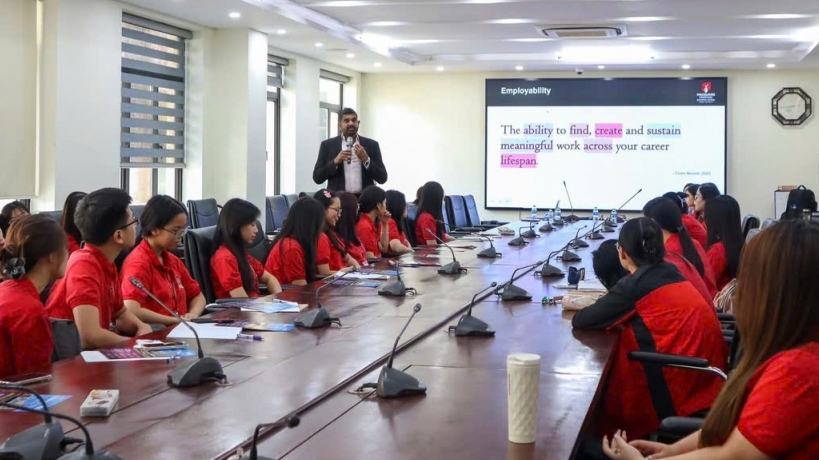 Chương trình nâng cao của học sinh THPT chuyên như thế nào?