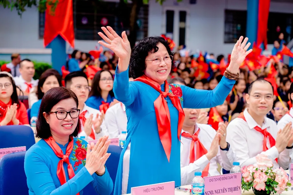 Nhà giáo gieo mầm “trường học hạnh phúc” đầu tiên của Hà Nội Nhà giáo gieo mầm “trường học hạnh phúc” đầu tiên của Hà Nội