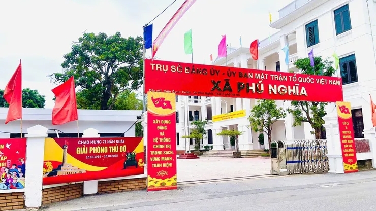 Hướng về cơ sở, lấy người dân làm trung tâm