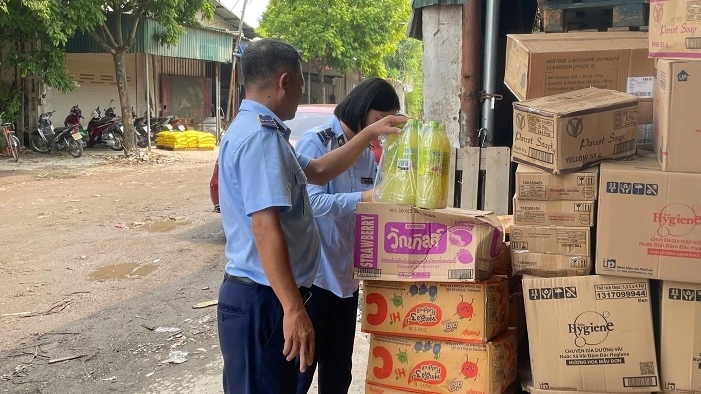 Đề xuất phạt 70 triệu đồng đối với công ty “tái phạm” kinh doanh thực phẩm nhập lậu