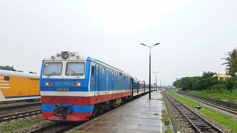 Ngành Đường sắt vận chuyển miễn phí hàng cứu trợ đến vùng bão lũ phía Bắc