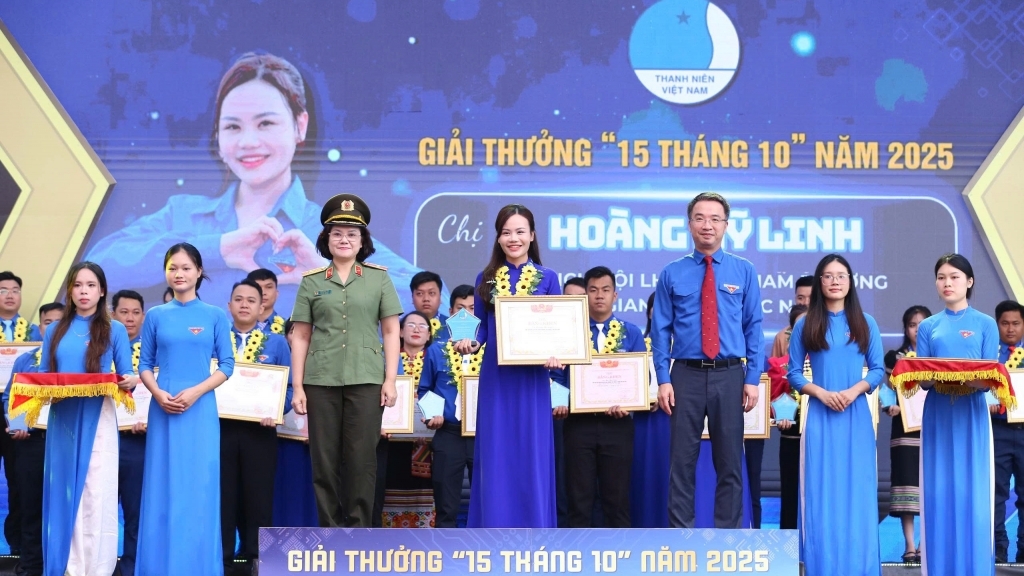 Khơi dậy khát vọng cống hiến của tuổi trẻ