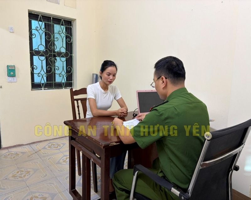 Đối tượng Trần Thị Huyền làm việc tại cơ quan Công an