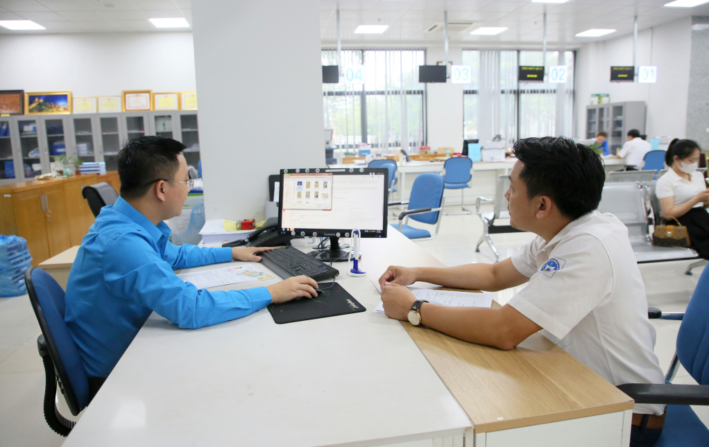 Chính phủ đặt mục tiêu 80% thủ tục hành chính giải quyết toàn trình trên môi trường số