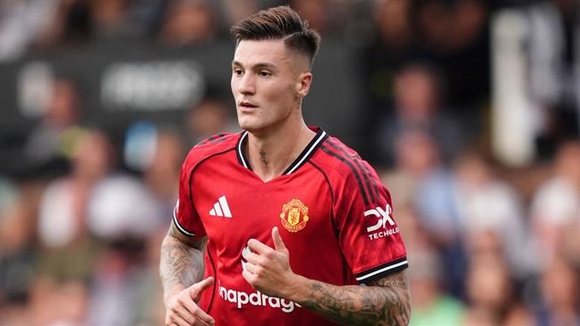 Benjamin Sesko là bản hợp đồng tệ nhất kỳ chuyển nhượng mùa Hè