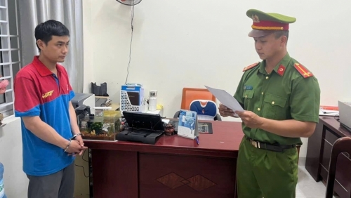 Truy xét nam thanh niên giở trò lưu manh lúc nửa đêm