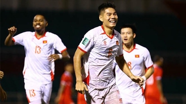 Đội tuyển Việt Nam nhọc nhằn vượt qua Nepal, hoàn thành mục tiêu 3 điểm