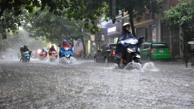Hà Nội dự báo mưa vừa và rải rác có dông, cục bộ có nơi mưa to