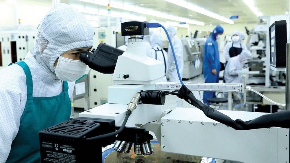 Đề xuất tiêu chí doanh nghiệp sản xuất thiết bị điện tử được hưởng ưu đãi về thuế