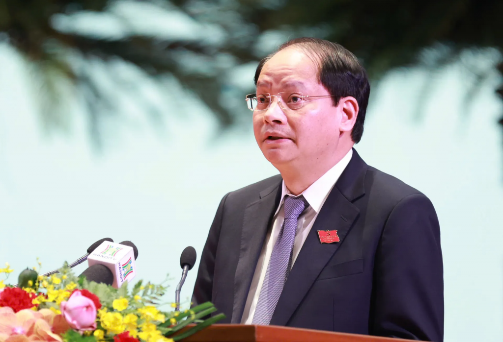 Ủy viên Ban Thường vụ Thành uỷ, Trưởng ban Tuyên giáo và Dân vận Thành uỷ Nguyễn Doãn Toản trình bày Báo cáo tổng hợp ý kiến đóng góp vào dự thảo các văn kiện trình Đại hội đại biểu toàn quốc lần thứ XIV của Đảng và Đại hội đại biểu Đảng bộ TP lần thứ XVIII.