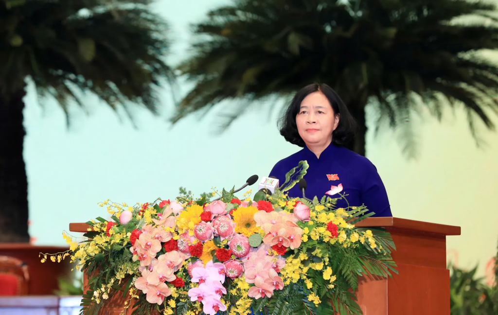 Ủy viên Bộ Chính trị, Bí thư Thành ủy Hà Nội Bùi Thị Minh Hoài phát biểu khai mạc phiên trù bị.