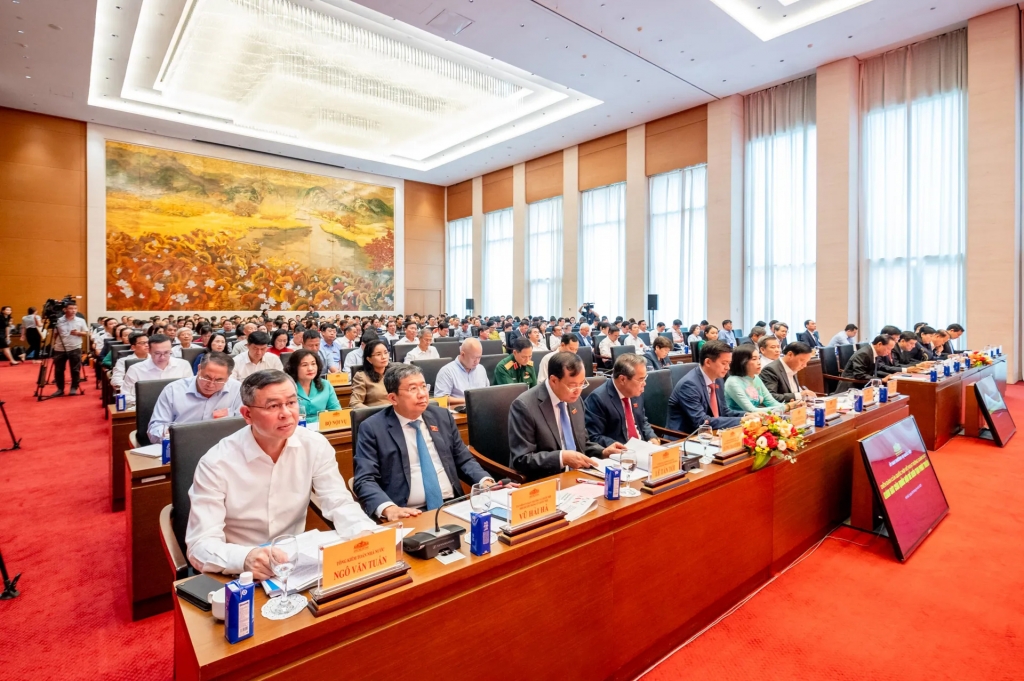 Kỳ 4: Đẩy mạnh giám sát, bước tiến của lập pháp hiện đại