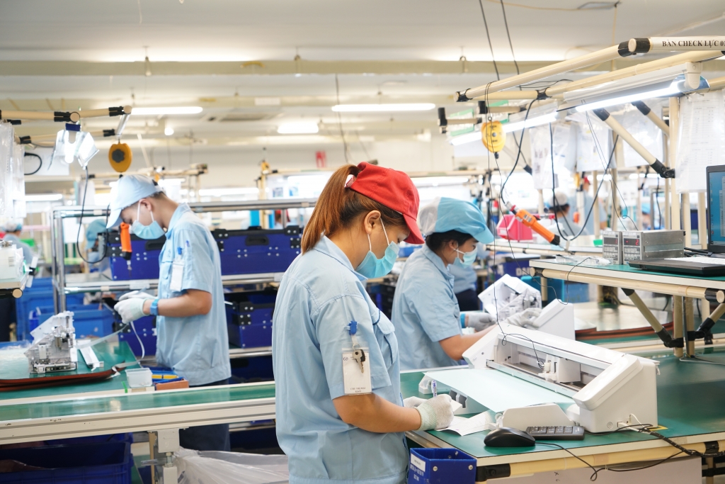 Kinh tế Việt Nam phục hồi nhưng chưa hết rủi ro