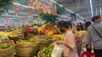 Kích cầu nội địa, tạo động lực tăng trưởng