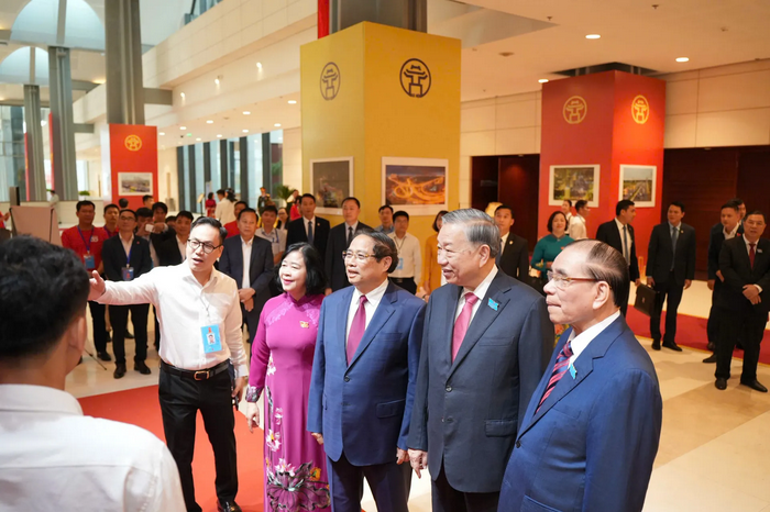 Tỏa sáng tinh thần đoàn kết, đổi mới và khát vọng phát triển Thủ đô