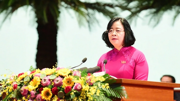 Bí thư Thành uỷ Bùi Thị Minh Hoài phát biểu khai mạc Đại hội đại biểu Đảng bộ TP Hà Nội lần thứ XVIII, nhiệm kỳ 2025 – 2030