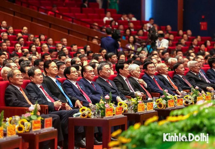 Phát huy tinh thần đoàn kết, đổi mới trong lãnh đạo xây dựng Thủ đô