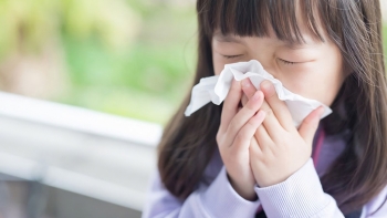 Chủ động giám sát và kiểm soát dịch bệnh trong giai đoạn giao mùa