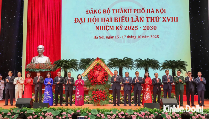 Đặt “Văn hiến - bản sắc - sáng tạo” ở vị trí trung tâm của mọi định hướng phát triển Thủ đô