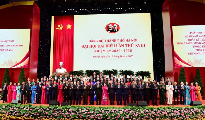 Đặt “Văn hiến - bản sắc - sáng tạo” ở vị trí trung tâm của mọi định hướng phát triển Thủ đô