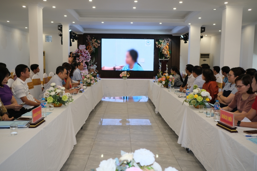 1.	Hội nghị triển khai công tác chăm sóc sức khỏe tâm thần học đường do Bệnh viện Tâm thần tổ chức chiều 16/10