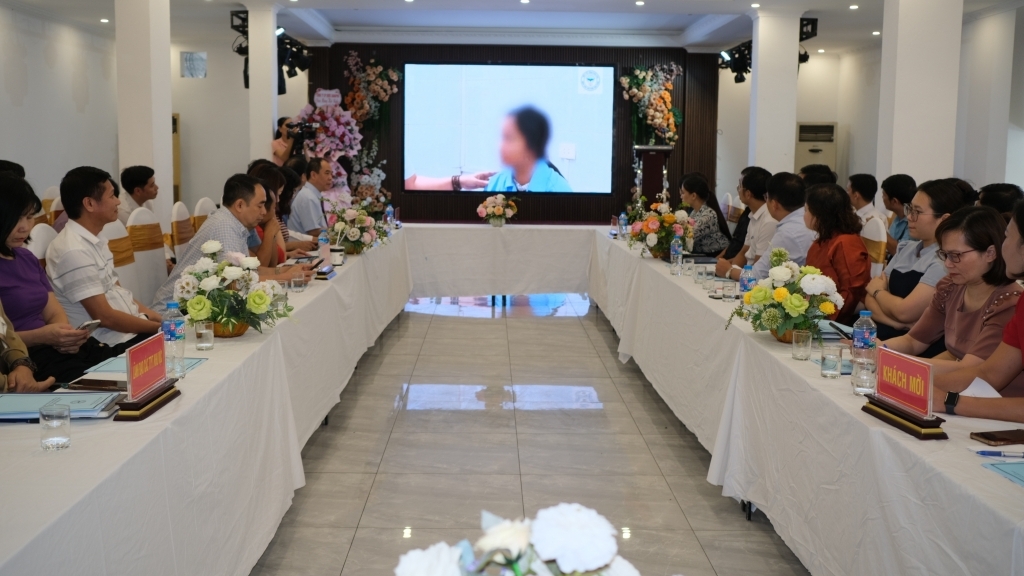 Bệnh viện Tâm thần Vĩnh Phúc triển khai công tác chăm sóc sức khỏe tâm thần học đường