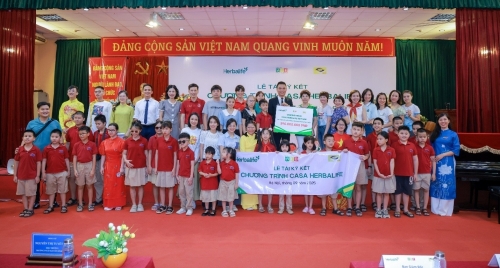 Hỗ trợ bữa ăn dinh dưỡng hằng ngày cho hơn 3.000 người có hoàn cảnh khó khăn