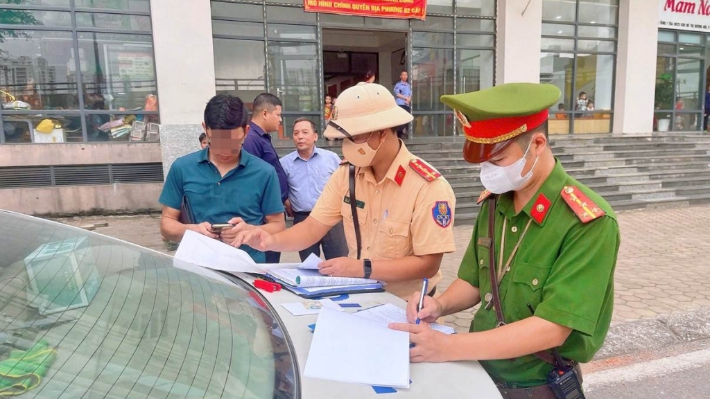 Trừ điểm Giấy phép lái xe và tăng chế tài xử phạt vi phạm giao thông đã phát huy hiệu quả