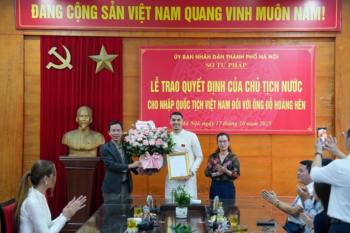 Tiền vệ Đỗ Hoàng Hên: Tôi tự hào và muốn nói rằng tôi rất yêu Việt Nam