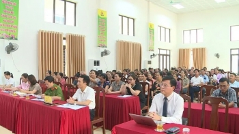 Hưởng ứng Ngày Pháp luật Việt Nam với hoạt động thiết thực