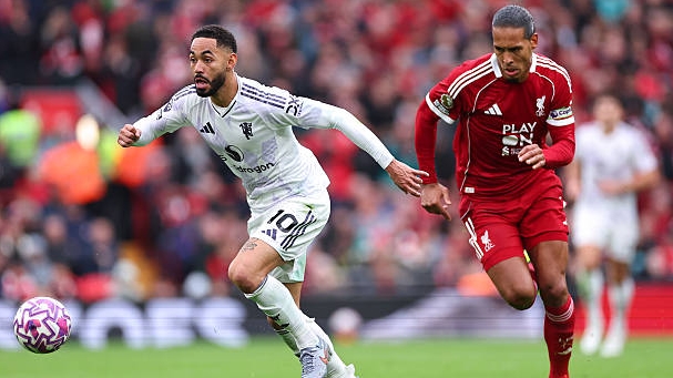 Liverpool 1-2 Man Utd: thất bại ngay tại Anfield, 