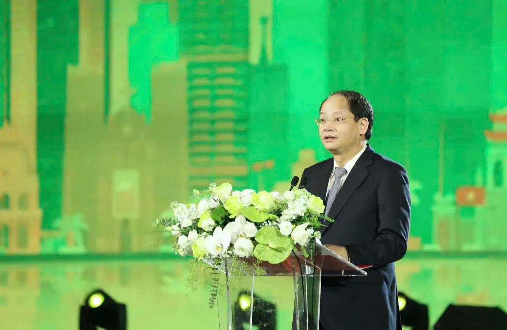 Ủy viên Ban Thường vụ Thành ủy, Trưởng ban Tuyên giáo và Dân vận Thành ủy Hà Nội Nguyễn Doãn Toản phát biểu tại buổi lễ.