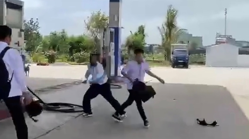 Vụ nam sinh đâm bạn tử vong ở Thanh Hoá: Phòng vệ chính đáng hay tội phạm?