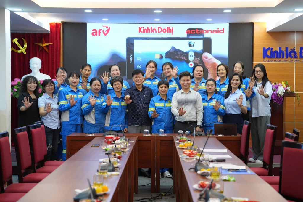 Ra mắt nhóm nòng cốt Chương trình “An sinh hạnh phúc cho nữ công nhân môi trường” năm 2025-2026