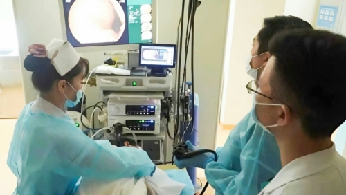 Tưởng rối loạn tiêu hóa, đi khám phát hiện mắc ung thư ruột non hiếm gặp