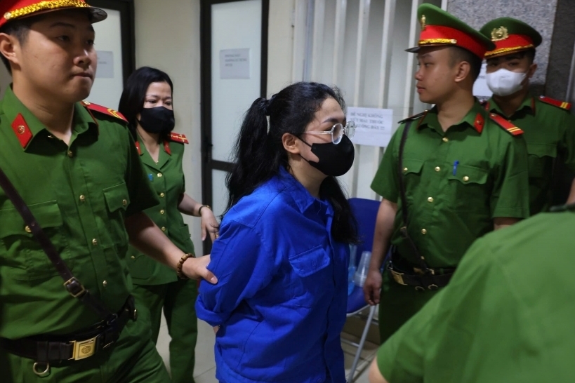 Quy định về xét xử vụ án hình sự có người chưa thành niên là bị hại, người làm chứng