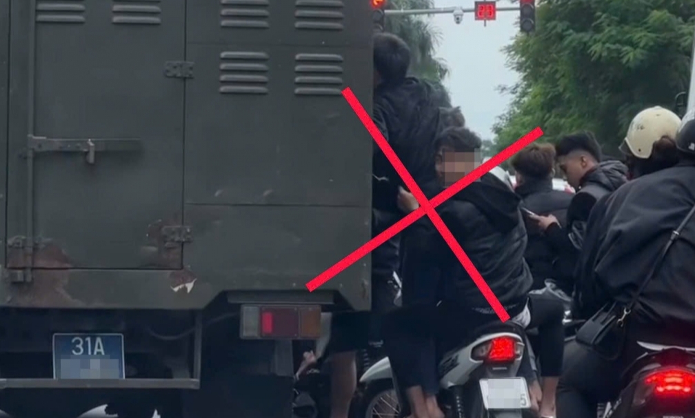 Làm rõ nhóm thanh niên “đầu trần” đi xe máy bám theo xe phạm nhân trên đường Lê Đức Thọ