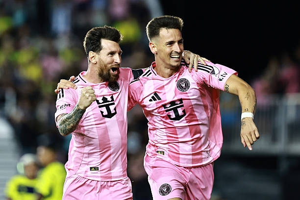 Messi tỏa sáng rực rỡ, Inter Miami thắng dễ ở lượt đi play-off MLS Cup Messi tỏa sáng rực rỡ, Inter Miami thắng dễ ở lượt đi play-off MLS Cup