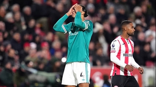 Liverpool tiếp tục khủng hoảng, nhận thất bại thứ 4 liên tiếp ở Premier League