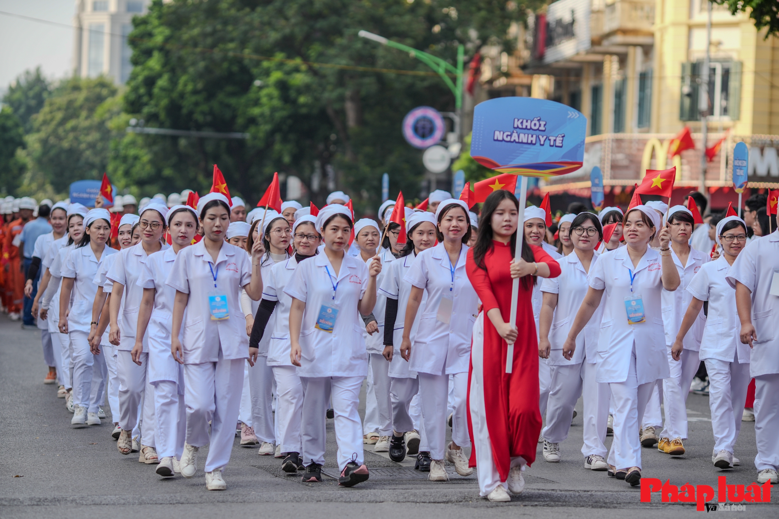 Toàn cảnh lễ khai mạc Đại hội Thể dục Thể thao phường Hoàn Kiếm lần thứ I năm 2025